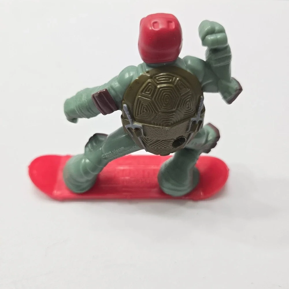 Teenage Mutant Ninja Turtles Action Figure‎ Skateboard 2013 McDonald's 3.5X3